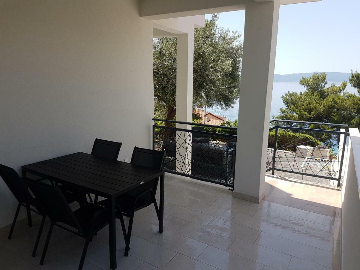 Sea View Apartment With A Huge Terrace Pisak Eksteriør bilde